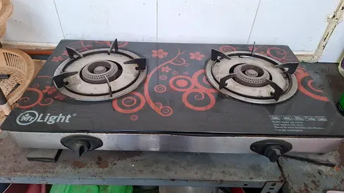Gas stove