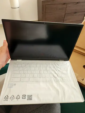 ASUS Chromebook C425 14" FHD Laptop (Intel Core m3) + 1TB MicroSD Expansion Card - Boxed