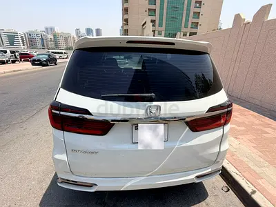 Honda Odyssey Touring, миниатюра 3