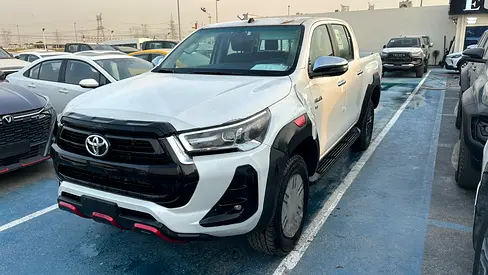 2026 Toyota HILUX — миниатюра 2