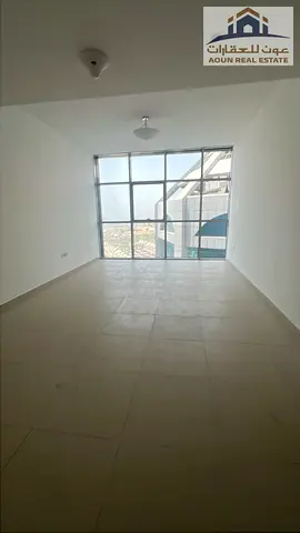 ✨ فرصة استثنائية وعرض متكامل للسكن العائلي الفاخر في قلب المجاز 1! ✨  شقة واسعة ومتميزة جداً تتكون من غرفتين وصالة + غرفة خادمة + مخزن (Store) + 3 حما
