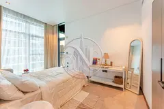 Elegant Apartment | Vacant l Fully Furnished | Waterfront Living & Pool View | Prime Location