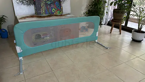 Portable Bed Rail Guard for Toddler - Foldable Safety Barrier