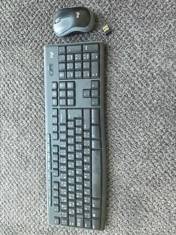 Logitech Wireless Keyboard and Mouse Combo with USB Receiver - Working Perfectly