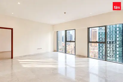 READY TO MOVE | SPACIOUS AND BRIGHT