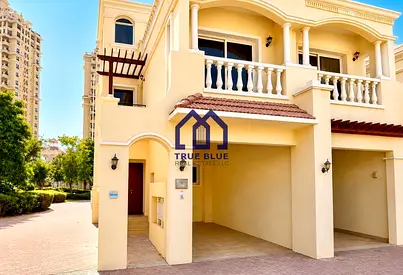 Single Row | Pool View | Walk to Beach