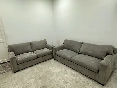 Perfect condition crate&barrel sofa set