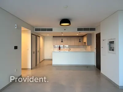 Near metro | Spacious | High Floor