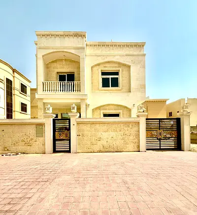 Villa for rent in Al Yasmin, very prime location