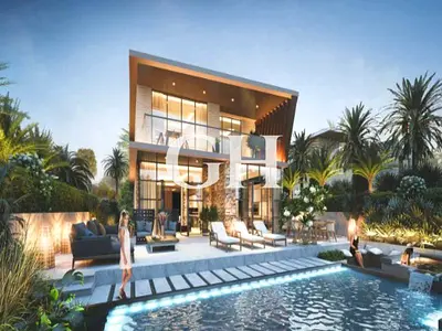 Stunning 7 Bedroom | Corner | On the Lagoon | VDI