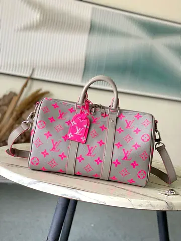Louis vuitton Monogram Glow up Keepall bandoullera