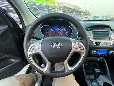 2012 Hyundai TUCSON — миниатюра 17