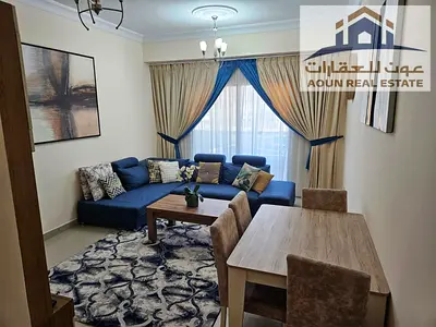 غرفتين وصالة مفروشة للإيجار الشهري بجوار ميجا مول – بلكونة | 4,500 درهم