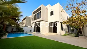 Private Pool | Extended | Study