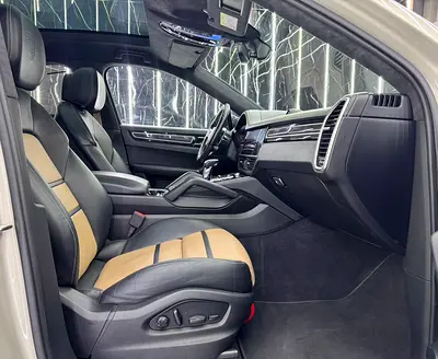 صورة مصغرة 12 لـ 2023 Porsche CAYENNE