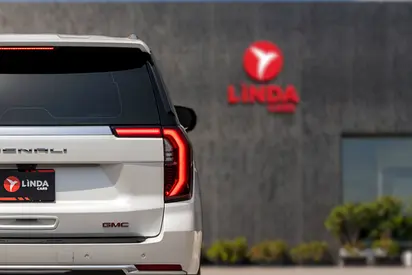 صورة 5 لـ 2025 GMC YUKON