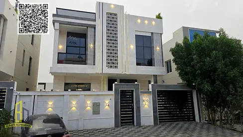 Villa for sale with private elevator, rooftop terrace, and very high-end finishes, located near all services, freehold ownership for all nationalities