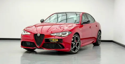 2024 Alfa Romeo Giulia Veloce, June/2028 Gargash Warranty + Service Pack, Full Service History, GCC