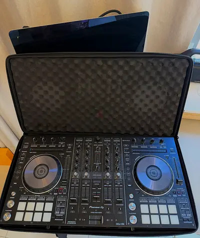 URGENT SALE — Pioneer DDJ-RX DJ Controller with Padded Carry Case - Excellent Condition