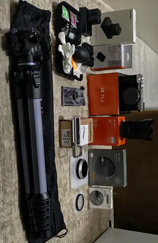 Sony A7C II + FE 35mm F1.8 + Filters + SmallRig + ULANZI — Full Creator Bundle