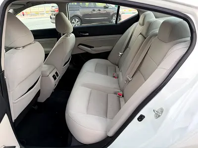 2019 Nissan ALTIMA 照片 8