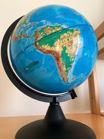 World Globe, Rotating, Educational, Russian