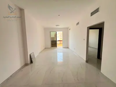 شقة غرفة وصالة أول ساكن  بلكونة موقع حيوي وقريب من الخدمات سهولة الوصول إلى دبي والشارقة مناسبة للعائلات الموقع: منطقة التلة – موقع مميز على مخرج دبي