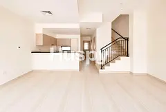 Single Row | Middle Unit | Vacant