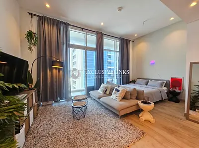 Charming Studio| Furnished | Vacant