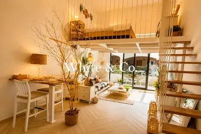 Cozy Furnished | Loft STU | Close to Mall
