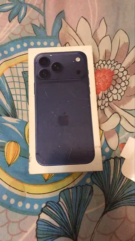 iPhone 17pro max 256gb physical and esim Price not negotiable