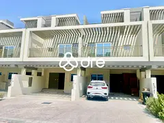 BRAND NEW I JUST HANDED OVER I MID UNIT I BACK TO BACK