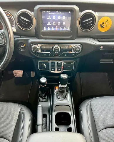 2021 JEEP WRANGLER — миниатюра 14