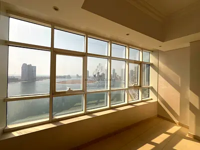 Balcony with sea view 🚿 Two bathrooms 🍳 Large kitchen with balcony 🚗 **Free Parking** 🔧 **Free Maintenance** 🎁 **One Month Free**