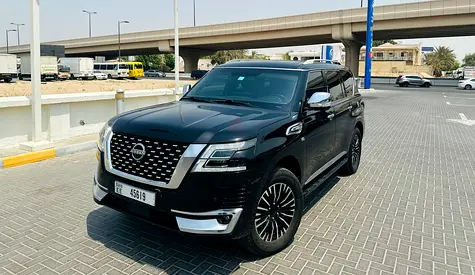 Nissan Patrol 2013 V8 | 2023 Facelift Conversion | Digital Meter & Screen  Nissan Patrol 2013 5.6L V