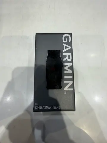 Garmin Cirqa  fitness tracker - new in box