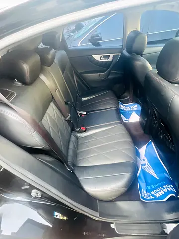 صورة 6 لـ 2019 Infiniti QX70