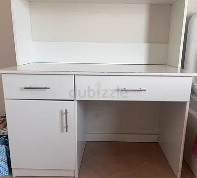 White Study Desk / Dressing Table with Drawers – Good Condition