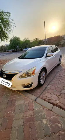2016 Nissan ALTIMA 照片 5