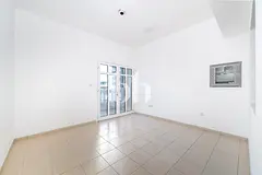 Rented | Exclusive | Bright | Community View