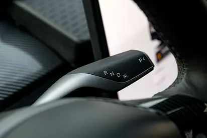 2024 Tesla MODEL Y — миниатюра 10