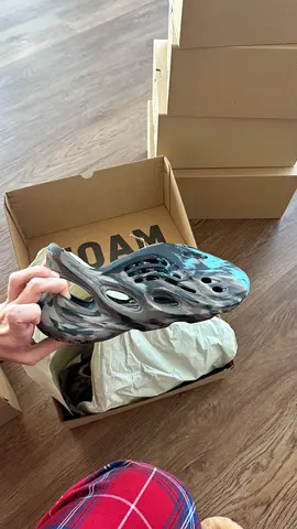 Yeezy Foam Runner "MX Cinder" - Size 40.5 (UK 7) - Brand New, 100% Authentic.