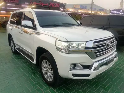 TOYOTA LAND CRUISER V8 4.6L SUNROOF PERFECT CONDITION