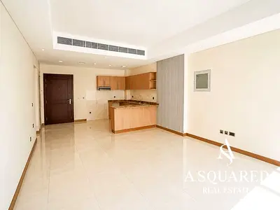 Spacious | Chiller Included | Spacious Layout