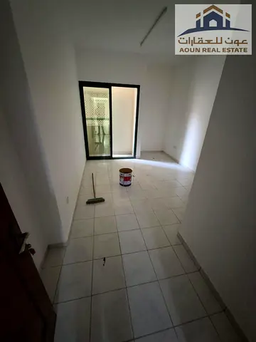 A room and a hall for rent in Al Khan