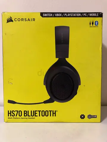 Crosair hs70 Bluetooth wired gaming headset works in any platform can use it like Jbl headset gaming