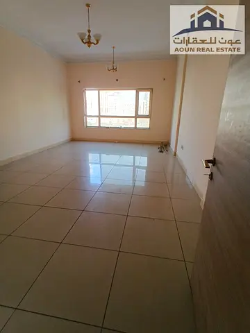 شهر مجاني | شقة 3 غرف وصالة واسعة مقابل حديقة الصفيا – المجاز 3 | 4 حمامات | 55,000 درهم