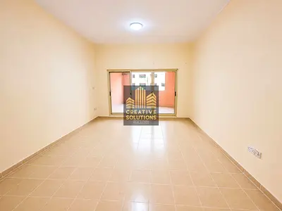 SPACIOUS STUDIO CHILLER FREE MAINTENANCE FREE NEAR METRO