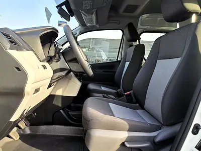 صورة 8 لـ 2026 Toyota HIACE