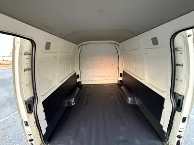 2018 Toyota HIACE photo 12